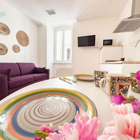 Lazzaretto Vecchio 22 Tirabora Short Rent Lägenhet Trieste Exteriör bild